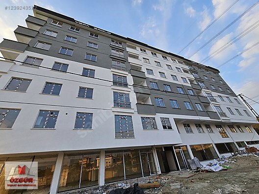 ARNAVUTKöY'DE 2+1 DAIRE HADIMKÖY MAH FIRSAT DAIRE SIFIR LÜKS !! #1239243537