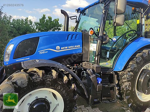 Machinery / Agricultural Machines / Tractors / New Holland / TD5.90