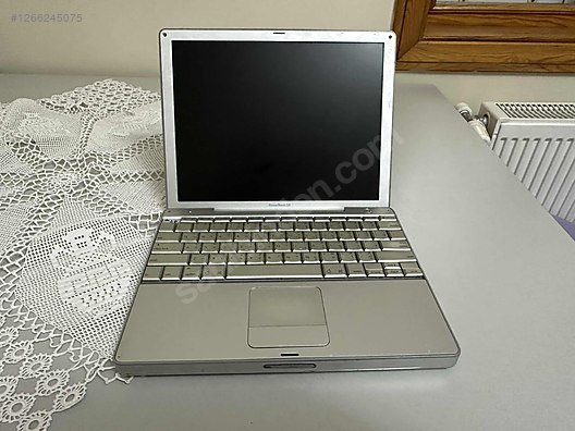 アップル　PowerBook G4 12\"　Model. A1010 Apple PowerBook G4 12-inch January 2003 867MHz (M8760LL/A