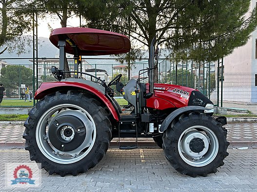 İş Makineleri & Sanayi / Tarım Makineleri / Traktör / Case IH / JX60E