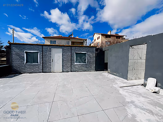 AFYON MERKEZ YARIMCA KÖYÜNDE HOBİ BAHÇESİNE UYGUN ARSA