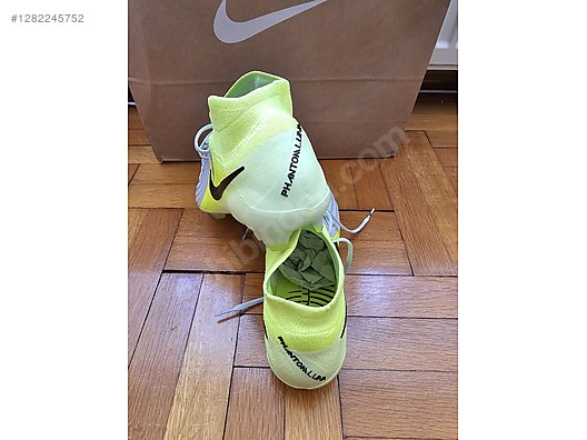 Used & Brand New Items / Sports / Team Sports / Soccer / Shoes & Cleats