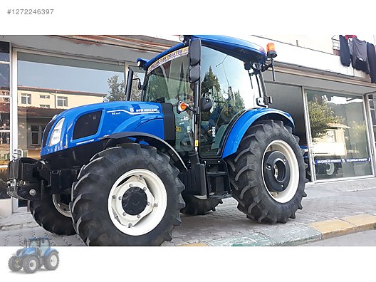Machinery / Agricultural Machines / Tractors / New Holland / T4.70S