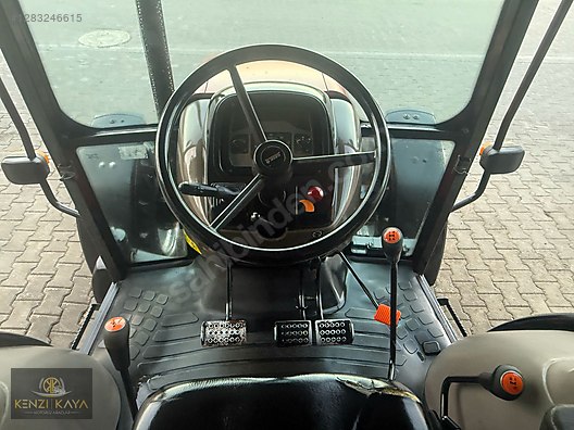 Machinery / Agricultural Machines / Tractors / Case IH / JX70