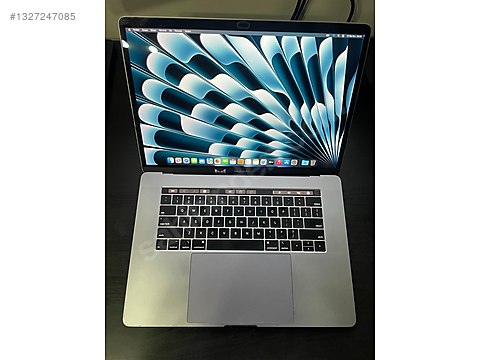Apple Macbook / MacBook Pro 2019 i9 Touch Bar 15.6 