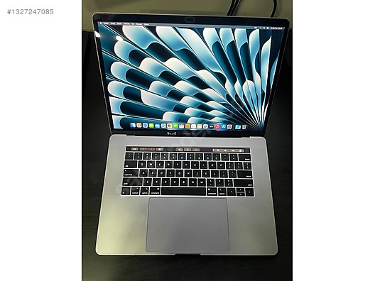 Apple Macbook / MacBook Pro 2019 i9 Touch Bar 15.6 