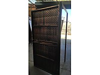 demir kapı sağlam dolu