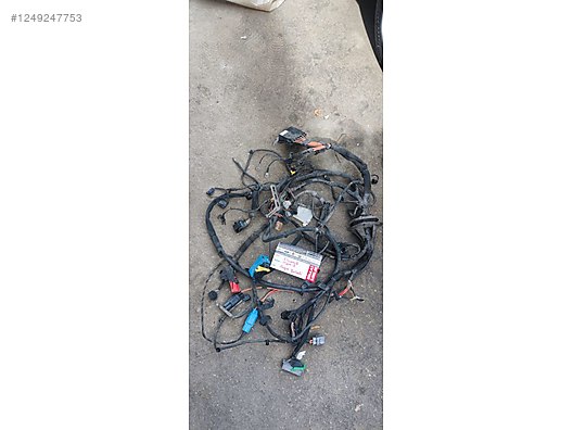 Megane 3 Fluence Ön Göğüs Torpido Elektrik Tesisatı 240183608R