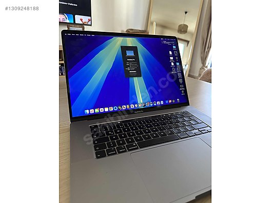 Apple Macbook / 16