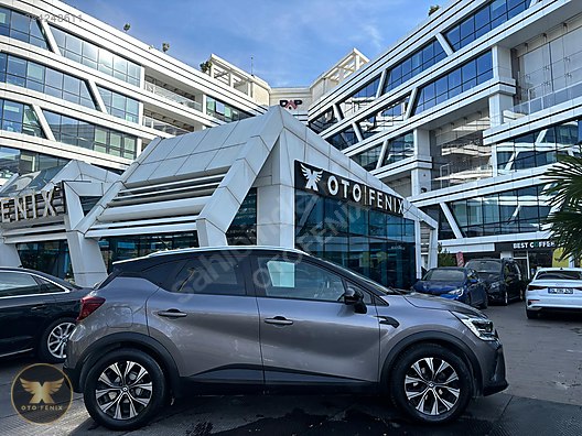 OTOFENİX 2023 RENAULT CAPTUR 1.3 TOUCH PLUS HATASIZ 79.263 KM