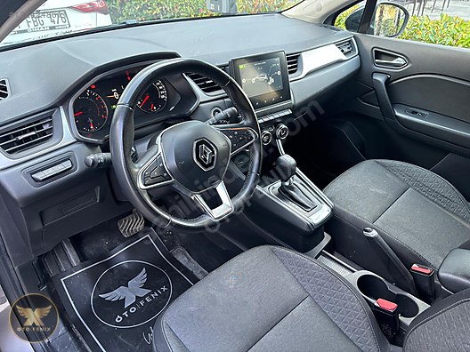 OTOFENİX 2023 RENAULT CAPTUR 1.3 TOUCH PLUS HATASIZ 79.263 KM