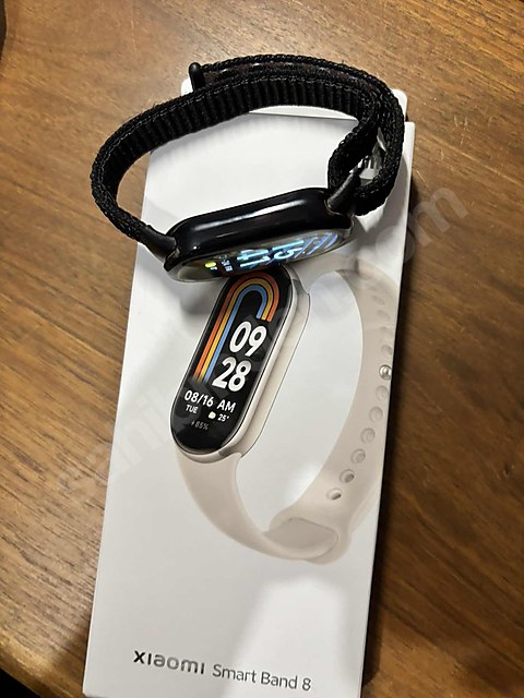 XİAOMİ Mİ BAND 8 GARANTİSİ DEVAM EDİYOR KUTULU ŞARJLI AKSESUARLI