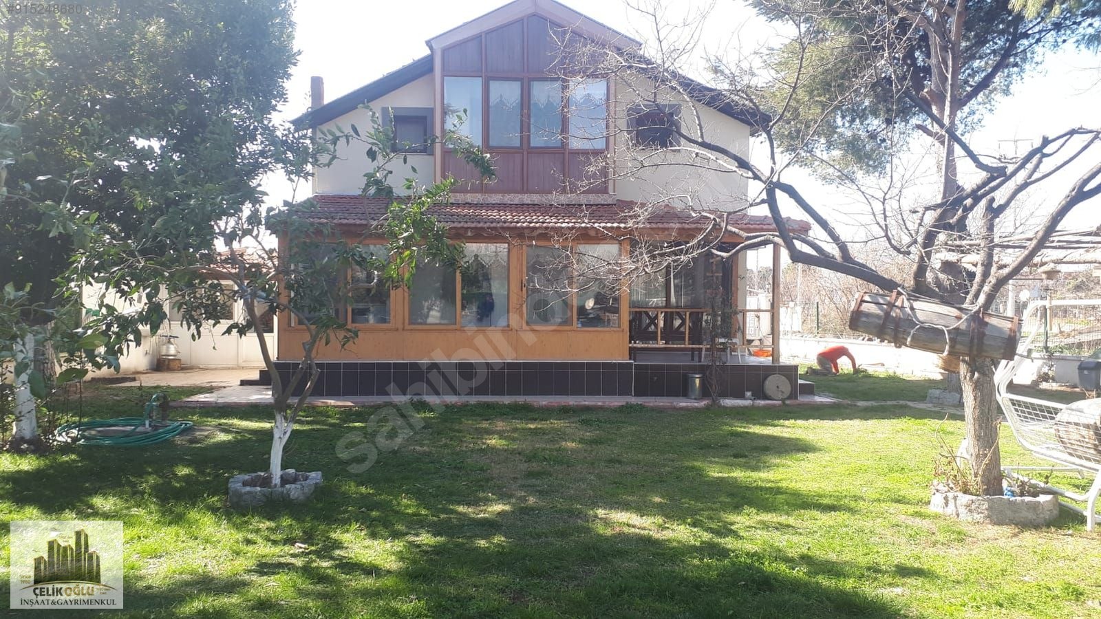 İZMİR ESKİ FOÇA YOLUNDA MÜKEMEL LOKASYONDA SATILIK ARSA ARTI EV