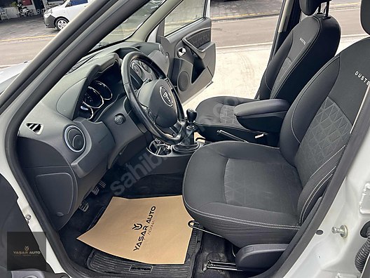Vasıta / Arazi, SUV & Pickup / Dacia / Duster / 1.5 DCi / Laureate