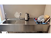 Acil krom eviyeli tezgah