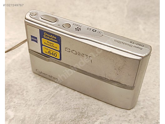 Kompakt / Sony / Cybershot DSC T9 / Sony Cyber-shot DSC-T9 Silver
