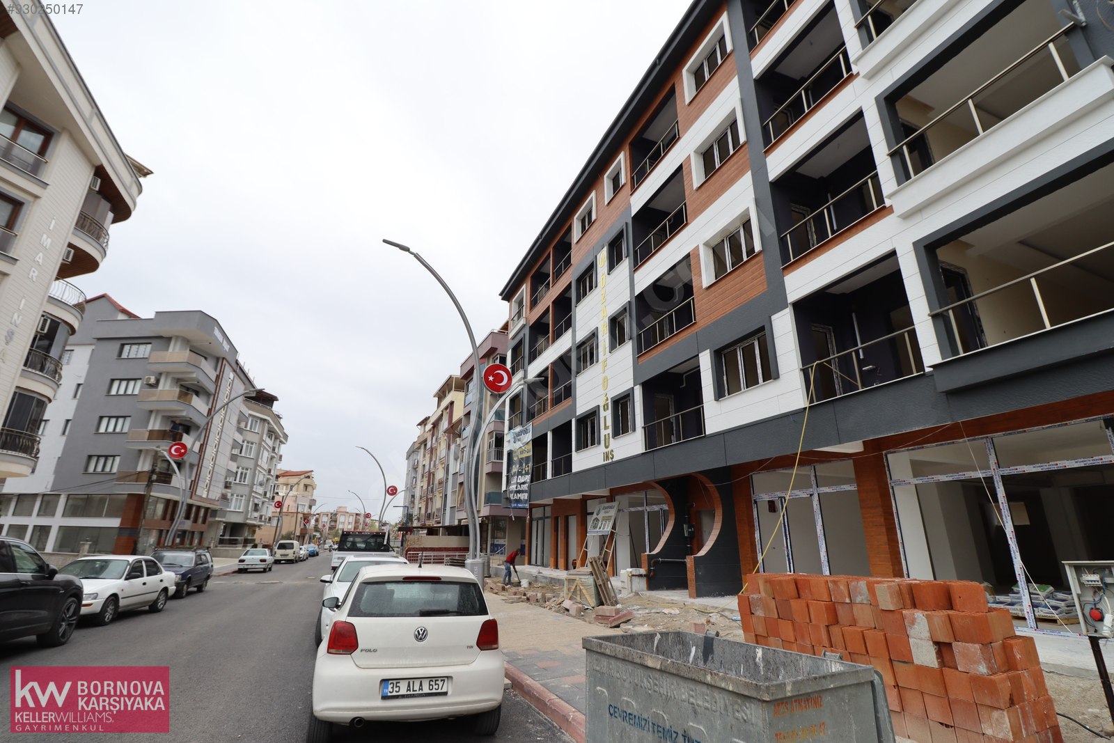 Bergama Bülent Ecevit Caddesi 3+1 Satılık Daireler Satılık Daire