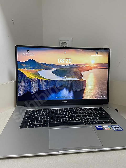 Huawei matebook d15
