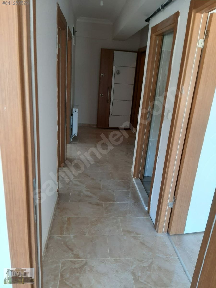 ORHANGAZİDE KÜTAHYA BULVARINA CPH KÖŞE BAŞI DAİRE KELEPİR FYT Satılık