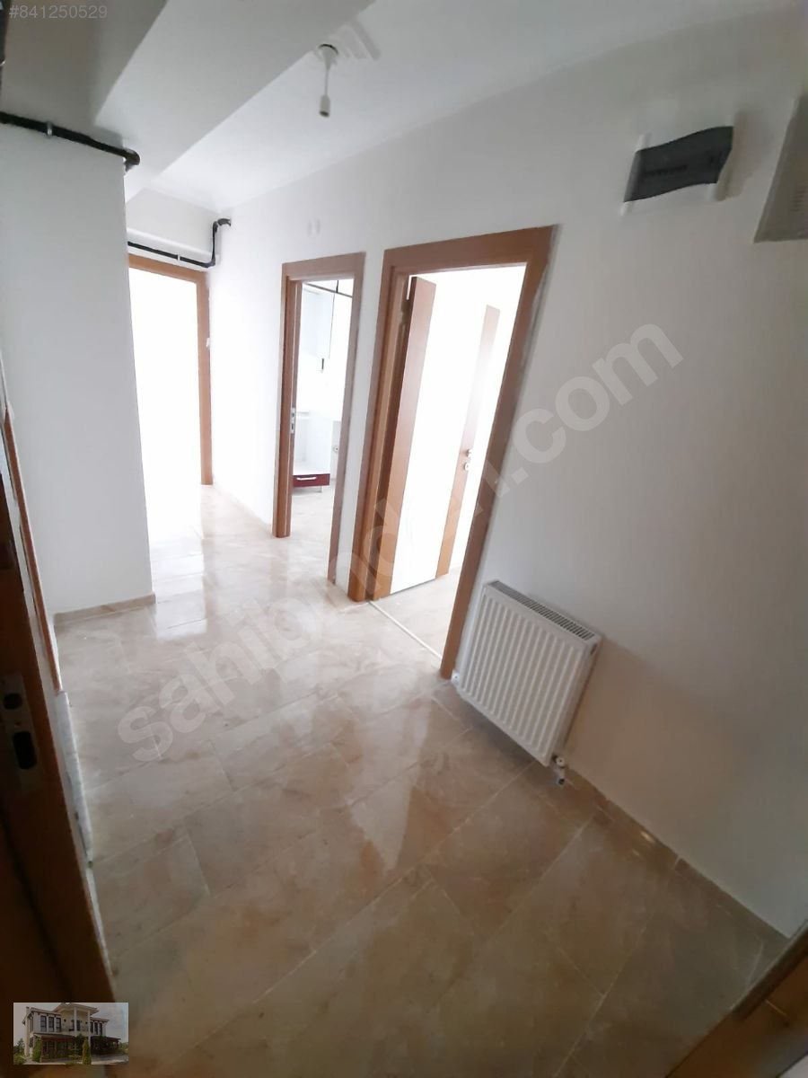 ORHANGAZİDE KÜTAHYA BULVARINA CPH KÖŞE BAŞI DAİRE KELEPİR FYT Satılık