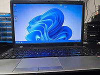 Samsung Amd A4 / 4 Ram / 128 Gb Ssd Disk / 1Gb Vga Notebook