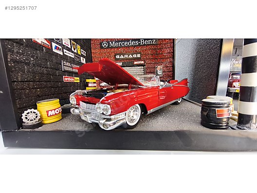 Maisto Diecast Model 1:18 Cadillac Araba - 1295251707