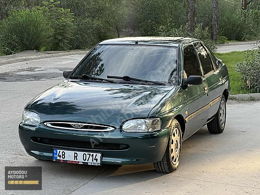 Vasıta / Otomobil / Ford / Escort / 1.6 / CLX