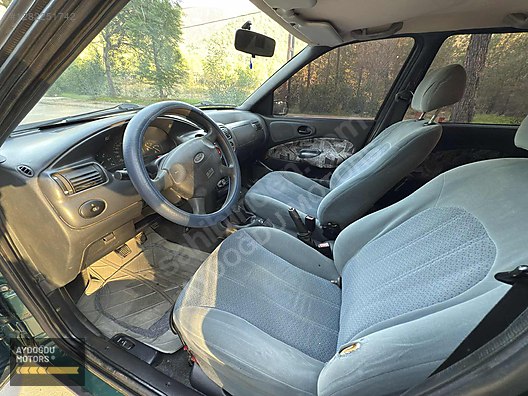 Vasıta / Otomobil / Ford / Escort / 1.6 / CLX