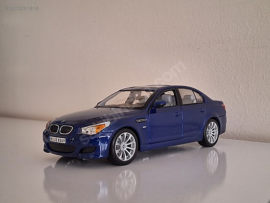 1/18 BMW M5 E60 Diecast Model Cars Collection at - Main Image