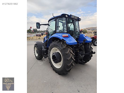 Machinery / Agricultural Machines / Tractors / New Holland / T5.115