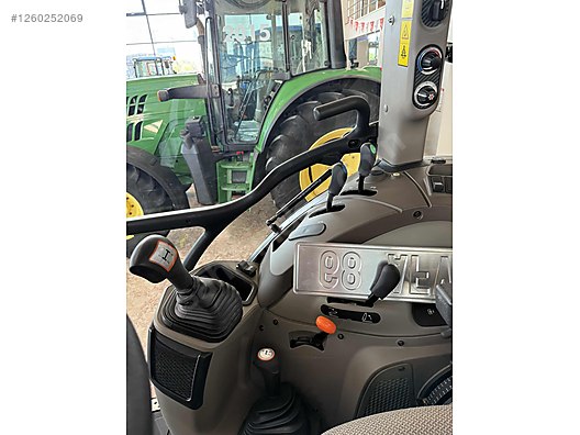 Machinery / Agricultural Machines / Tractors / Case IH / JX70C