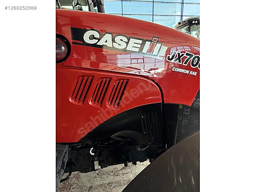 Machinery / Agricultural Machines / Tractors / Case IH / JX70C