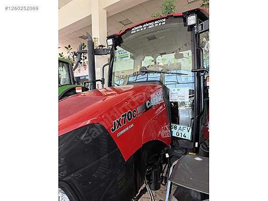 Machinery / Agricultural Machines / Tractors / Case IH / JX70C