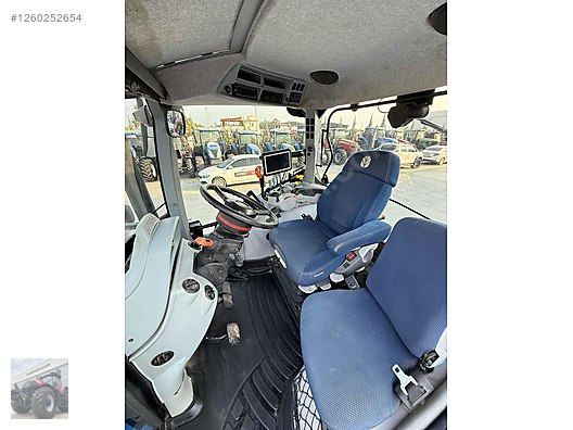 T7.210 2021 New Holland