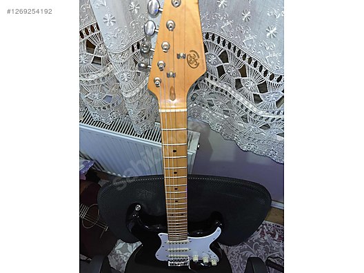 İkinci El ve Sıfır Alışveriş / Müzik / Müzik Aletleri / Telli Çalgılar / Gitar / Elektro