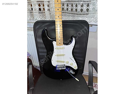 İkinci El ve Sıfır Alışveriş / Müzik / Müzik Aletleri / Telli Çalgılar / Gitar / Elektro