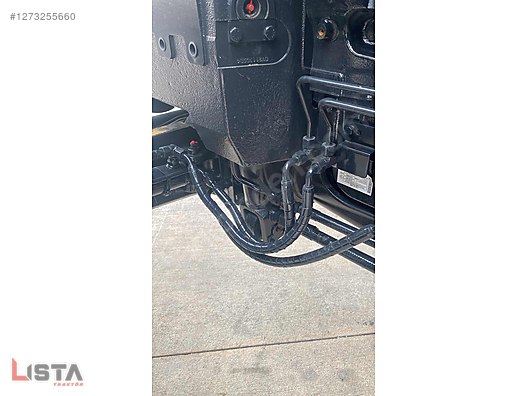 Machinery / Agricultural Machines / Tractors / New Holland / TR6.135S