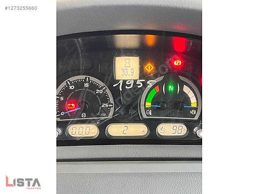 Machinery / Agricultural Machines / Tractors / New Holland / TR6.135S