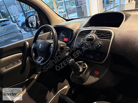 Vasıta / Minivan & Panelvan / Renault / Kangoo Multix / 1.5 dCi Extreme