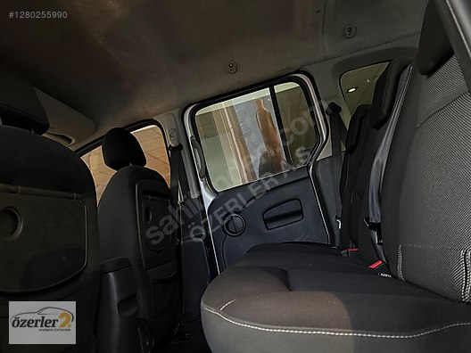 Vasıta / Minivan & Panelvan / Renault / Kangoo Multix / 1.5 dCi Extreme