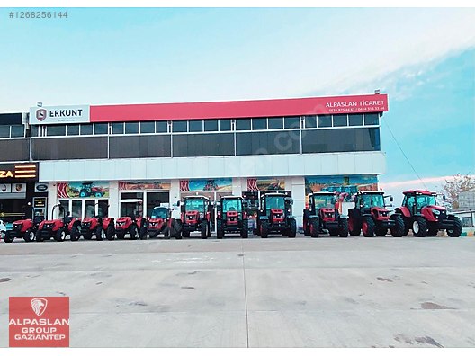 Machinery / Agricultural Machines / Tractors / New Holland / T4.80B