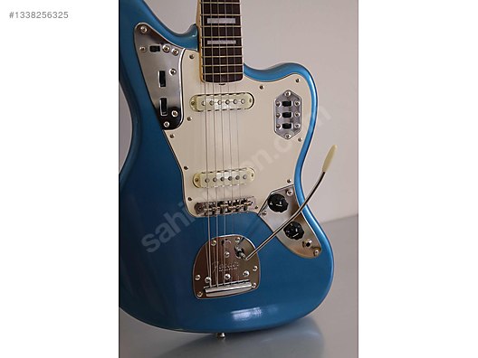 Fender MIJ Jaguar Lake Placid Blue Matching Headstock on