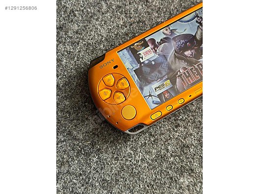 PSP 3000 SILVER YELLOW ÖZEL RENK SIFIR KASA KOLEKSİYONLUK on