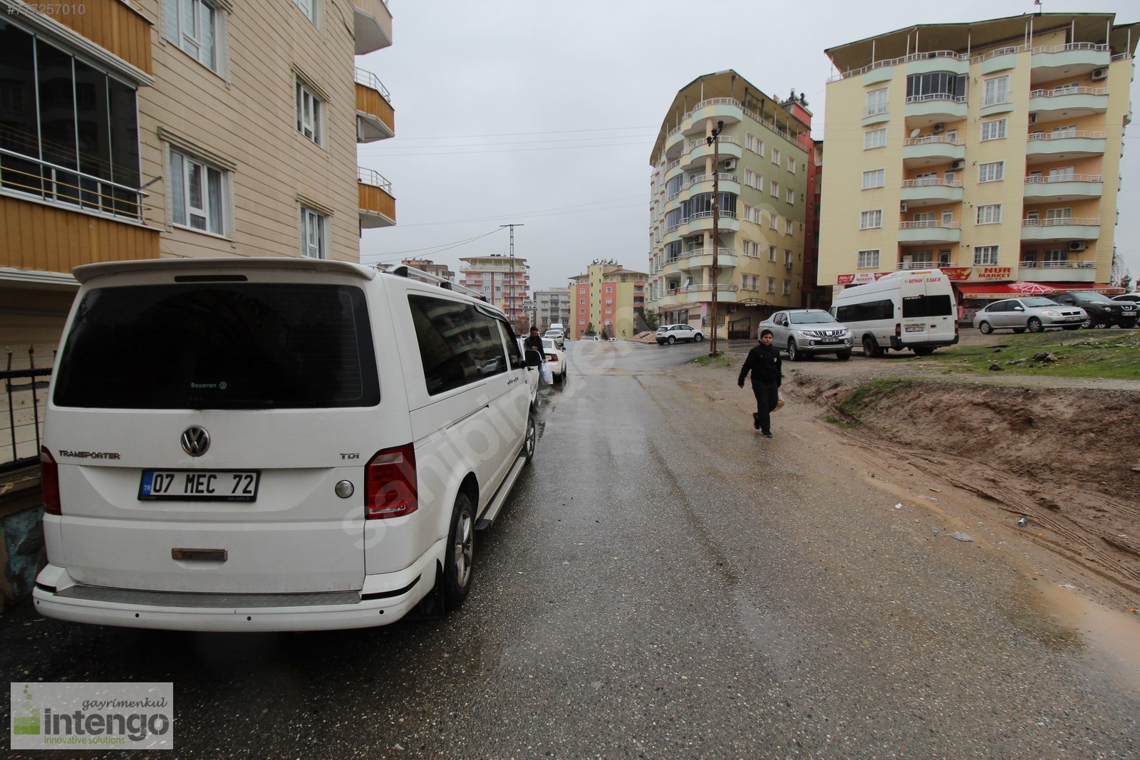 0,69 KAR ORANI İLE BATMAN MERKEZ ÇAMLITEPE MAH�DE DAİRE (G4175
