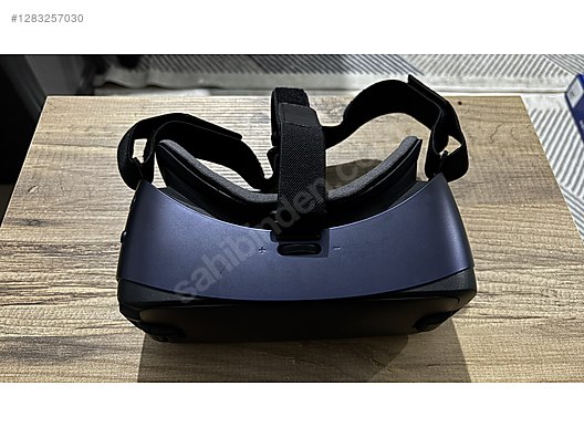 Used & Brand New Items / Cell Phones & Accessories / Wearable Technology / Smartglasses