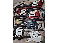 Nintendo wii guitar gitar hero