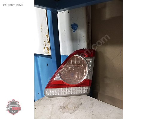 TOYOTA COROLLA İÇ ARKA STOP ÇIKMA ORİJİNAL
