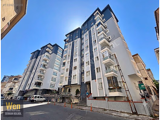 Ümraniye Site Mahallesinde 1000 m² Rampalı Ticari Mülk