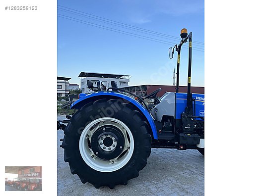 Machinery / Agricultural Machines / Tractors / New Holland / TD4.78B