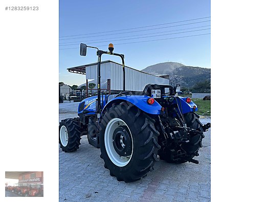 Machinery / Agricultural Machines / Tractors / New Holland / TD4.78B